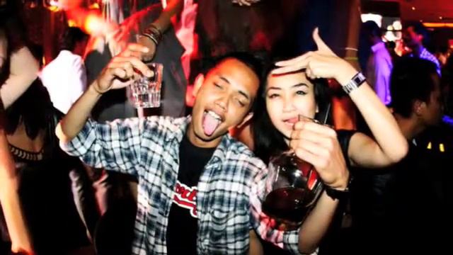 D'MAKAVELI Presents COAST 2 COAST Party - Featuring DJ MAX GLAZER ( Live Set ) смотреть онлайн