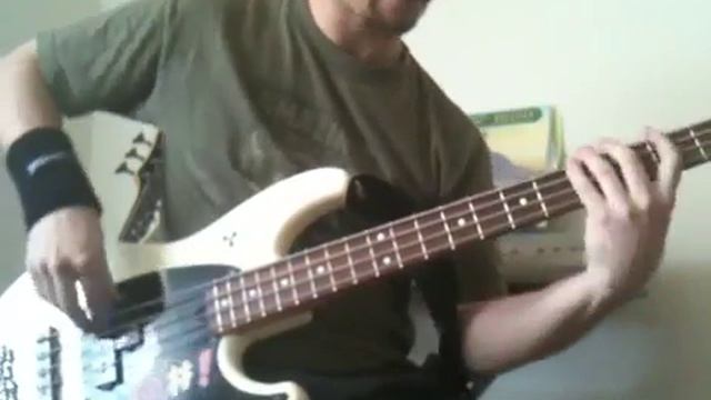 Blackeyed Blonde - RHCP (bass Cover)