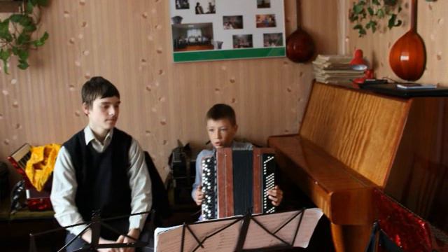 25 МАРТА МУЗЫКАЛЬНАЯ ШКОЛА смотреть онлайн