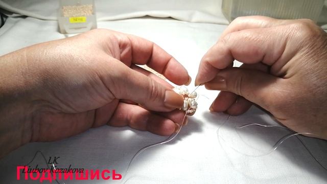 Браслет из натурального жемчуга (101)/Браслет из бисера/Подробный Мастер Класс смотреть онлайн