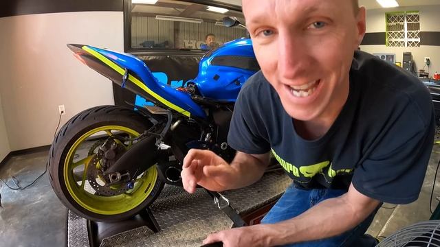 2016 GSXS 1000F Gains MEGA HorsePower after an ECU Flash and Dyno Tune | Moore Mafia смотреть онлайн