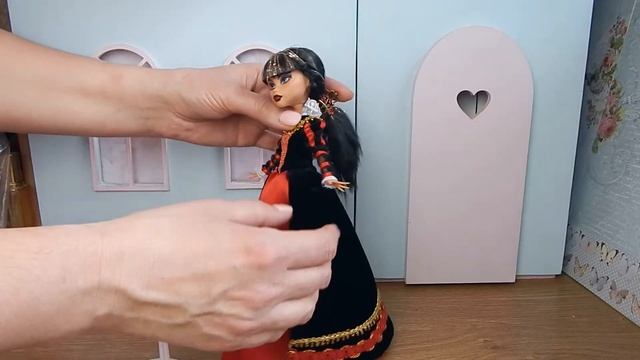 Платье эпохи возрождения для кукол монстер хай от магазина Кукольная мода смотреть онлайн