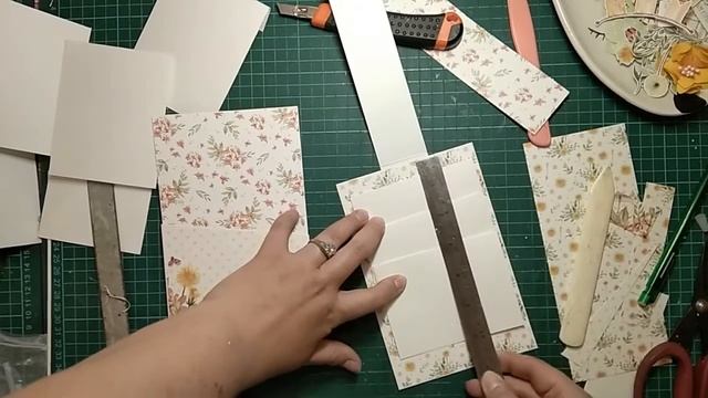 МК Рамка фотопапка из коллекции Варенье из одуванчиков от ScrapMania смотреть онлайн