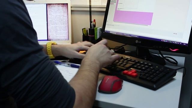 Call-центр 24 принимает звонки Архангельской Поисковой Системы 666666 смотреть онлайн