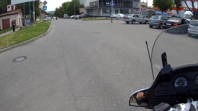 Макси-скутерист пересел на мотоцикл! смотреть онлайн