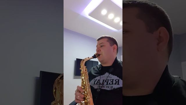 Urban style Cover by Uroš Davidović смотреть онлайн