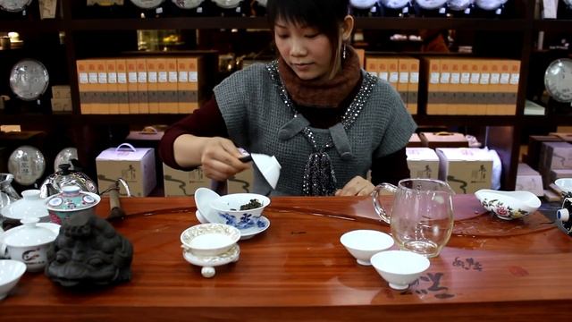 Как Китайцы заваривают шен пуэр в гайвани смотреть онлайн