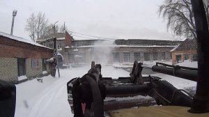 Чем я смазываю свой экскаватор-погрузчик. Постоянно названивают мошенники.