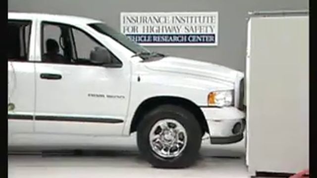 Crash Test 2002 Dodge Ram 1500 ( 5 M.P.H ) Front into Flat Barrier IIHS смотреть онлайн