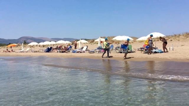 Surprising Moment On Kalamaki Beach, Zakynthos смотреть онлайн