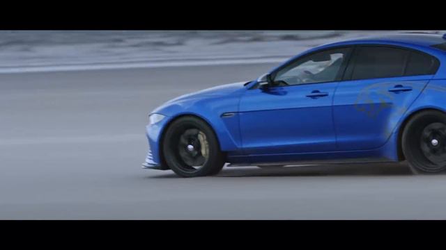 Jaguar XE | Два автомобиля, одна ДНК смотреть онлайн