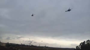 Военные вертолёты в Крыму (с. Песчаное)