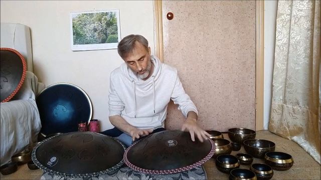 "Инь и ян наслаждаются своей игрой, перетекая друг в друга". Музыка для медитации. Meditation смотреть онлайн