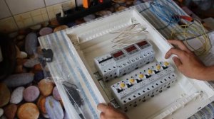 Сборка безопасного трёхфазного щита для дома самостоятельно. Разбор самых важных моментов.