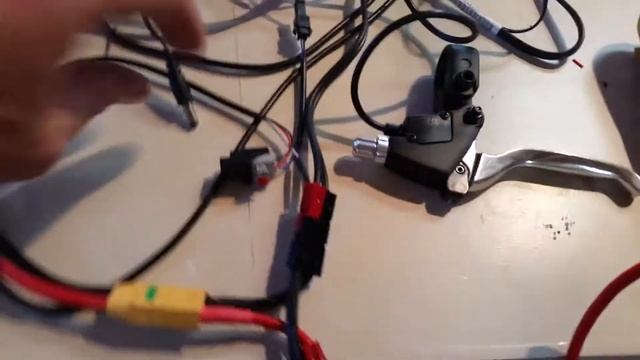 Testing a Tail / Brake Light Assembly - Super cheap & effective DC-DC converter смотреть онлайн