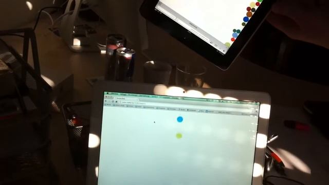 Bucket Balls (Node.JS, Socket.IO, Box2D and Deviceorientation) смотреть онлайн