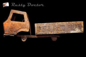 Реставрация очень ржавой игрушки СССР ЗАПОРОЖСТАЛЬ