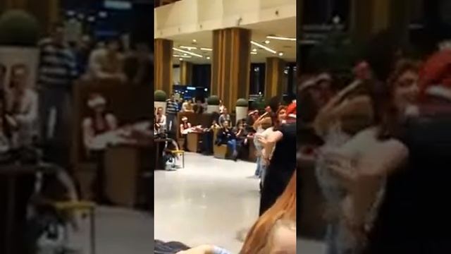 Bachata Flashmob @Iulius Mall Timisoara 2013 смотреть онлайн