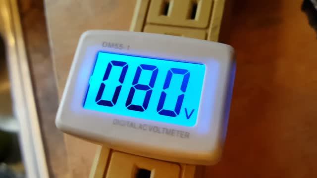 Digital wall plug ac voltmeter variac DM55-1 смотреть онлайн