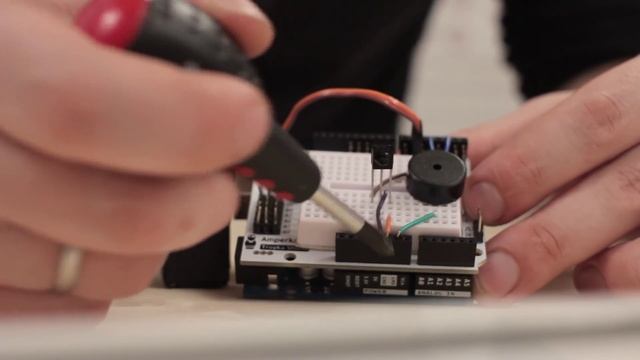 Жалюзи с электроприводом. Проекты Амперки #2 смотреть онлайн