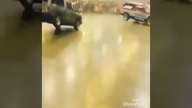 автотанцы,не могла пройти мимо этого видео