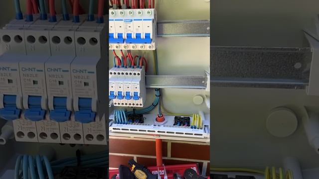 Универсальные сверла Milwaukee и Makita в работе #shorts смотреть онлайн