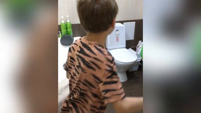 Что делать если на вас НАПАЛ СКИБИДИ ТУАЛЕТ смотреть онлайн