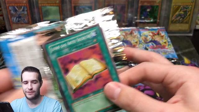Legend of Blue-Eyes White Dragon 100 Pack 1st Edition Yugioh Opening! (Portuguese)! смотреть онлайн