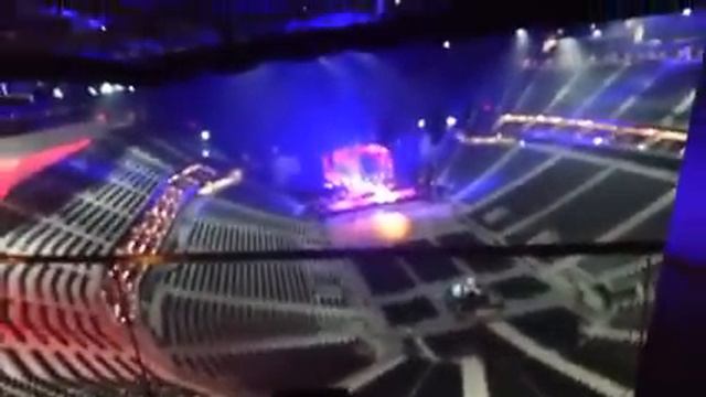 GUNS N'ROSES - LAYLA (ERIC CLAPTON COVER) - SOUNDCHECK PART 2 IN LAS VEGAS APRIL 8 T-MOBILE STADIUM смотреть онлайн