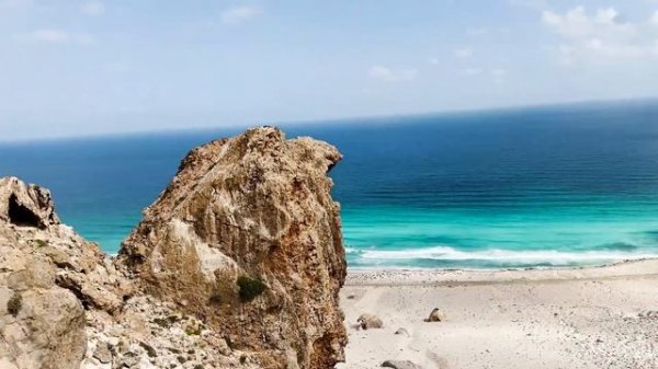 Vlog01 - PARAGLIDING IN THE FORGOTTEN ISLAND: SOCOTRA, YEMEN