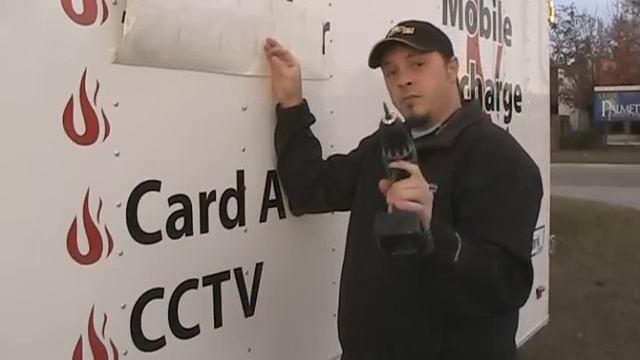 Applying Vinyl Letters and Graphics to a Trailer - Part 1 смотреть онлайн