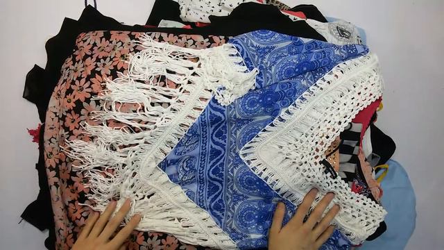 0081Extra Fashion блузки к/р итал. 4пак. 12,6кг. 9,10€/кг.122шт. смотреть онлайн