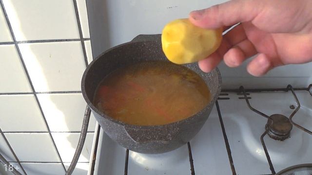 Как приготовить потрясающий суп с пельменями (Субтитры) смотреть онлайн