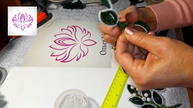 Как сделать РОЖДЕСТВЕНСКИЙ ВЕНОК из бисера.Новогодние игрушки своими рукам.Стильный декор@olga_m смотреть онлайн