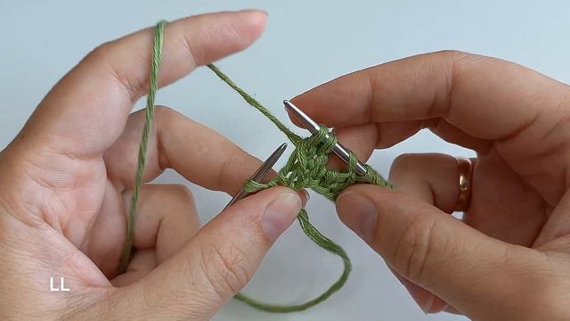 🔥НЕВЕРОЯТНО ВОСХИТИТЕЛЬНЫЙ👍 Шикарный АЖУРНЫЙ узор. Узор спицами смотреть онлайн