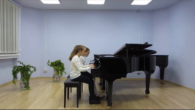 Фортепианный ансамбль Масюгина А. Пичугина Зл. П.И. Чайковский "Вальс" из детского альбома смотреть онлайн