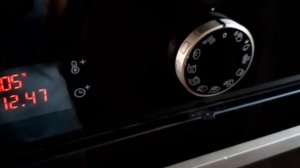 Электро духовка Gorenje  BO75SY2B Выставляем время выпечки!!!!