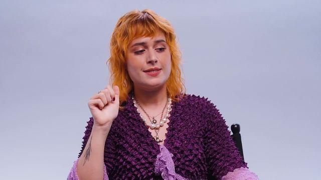 Júlia Salomé décrypte les scènes d'astrologie dans les films | Vanity Fair смотреть онлайн