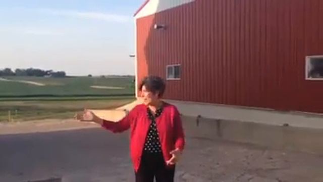 Ice Bucket Challenge -- Joni Ernst смотреть онлайн