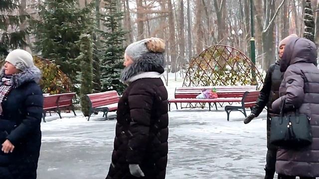 ТЫ ТАК ПРЕКРАСНА, ЛАСКОВА НЕЖНА!??❄️/ТАНЦЫ В ПАРКЕ ГОРЬКОГО ХАРЬКОВ ДЕКАБРЬ 2021 смотреть онлайн