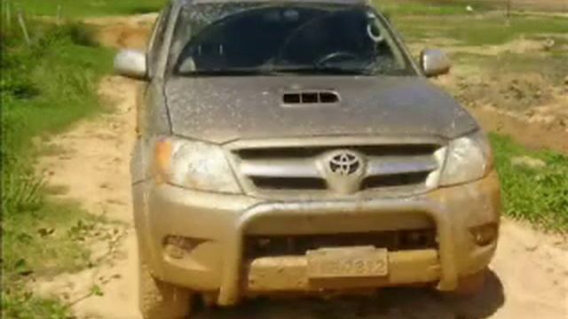 OFF ROAD  4x4 TOYOTA HILUX SRV - VIGO