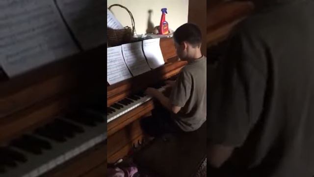 Isaac playing "Fallen Down" byfrom Undertale смотреть онлайн