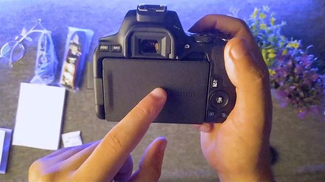 Unboxing canon EOS 250D | فتح علبه وانطباع اولي لكانون EOS 250D смотреть онлайн