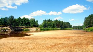 Полевой лагерь 2019. Лес, река, лето, солнце, короткие волны, поход, палатка.-Лух.avi