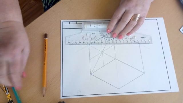 Изображение в изометрической проекции окружностей, вписанных в куб