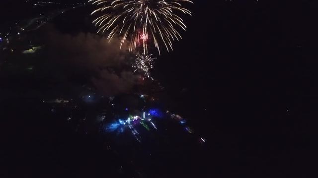 Салют на ночной части Parkking 2016 / Барнаул смотреть онлайн