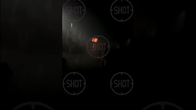 Прямо сейчас горит склад OZON (ОЗОН) в с. Петровское, г. о. Истра, МО - 3 смотреть онлайн