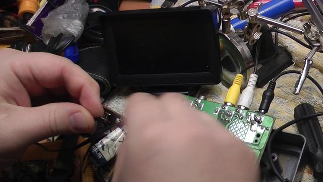 Dendy v dendy. Ремонт с сюрпризом_0002 смотреть онлайн