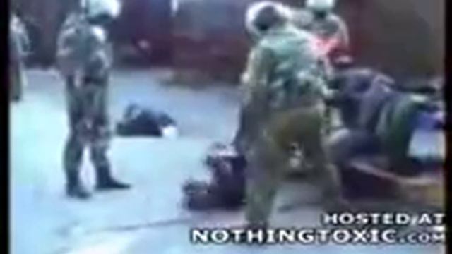 Работа ОМОНа после бунта в колонии