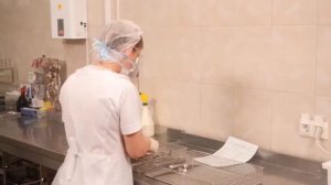 Предстерилизационная очистка медицинского инструмента.